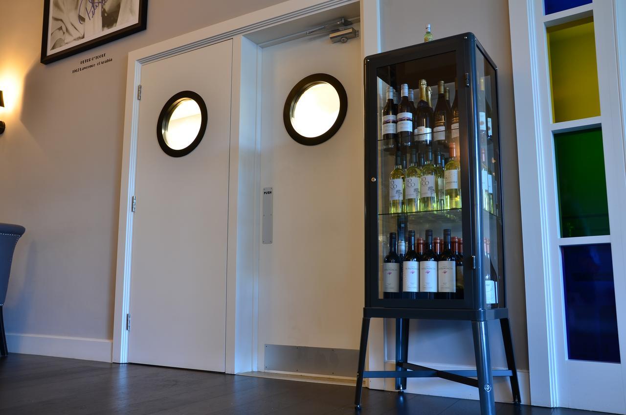 The Lawrence Hotell Athboy Exteriör bild